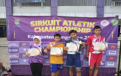 Atlet pelari SMP Dirghantara raih kejuaraan Sirkuit Atletik Championship 2