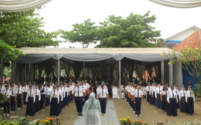 Pelepasan dan Perpisahan SMP Dirghantara Angkatan 53
